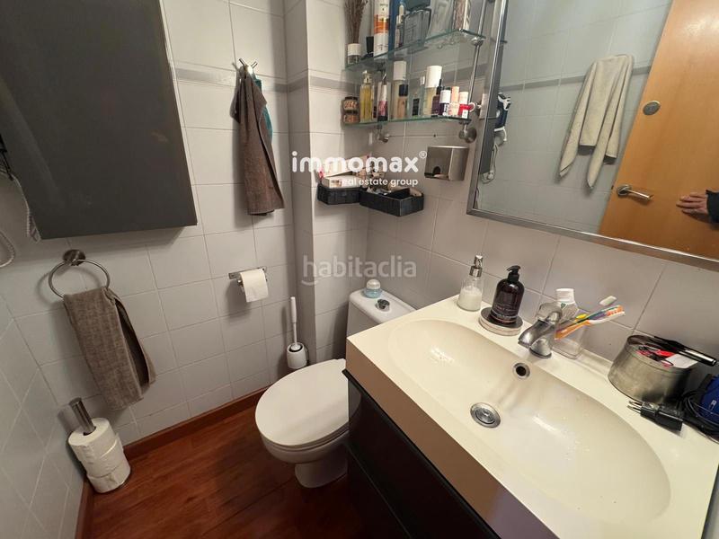 Foto c47784c5-e66b-4826-8080-4309353bcfd6. Casa con riscaldamento parcheggio in Centre Sant Boi de Llobregat