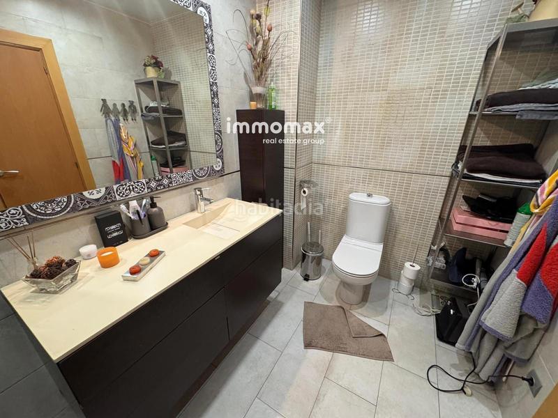 Foto d0ba332b-de9a-4b53-b1eb-daacba73d7da. Casa con riscaldamento parcheggio in Centre Sant Boi de Llobregat