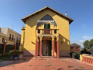 Casa a Gelida. Gelida casa modernista en venta