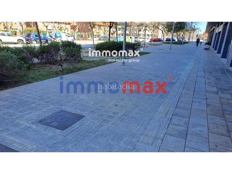 Foto f008c23f-9389-447e-b65b-f02d61b8ac84. Location local commercial dans Zona Industrial Prat de Llobregat (El)