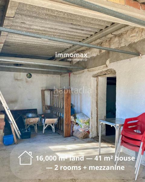 Foto de4bf3c7-7df7-4d8c-a68a-207a1adc8489. Finca rústica pequeña casa típica en Godall