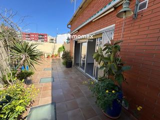 Casa a Centre. Cornellà casa en venta zona centro