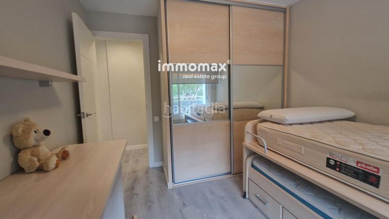 Foto 0500db83-9d61-45f1-ad04-ac493ad6166b. Location appartement avec parking piscine dans Gava Mar Gavà