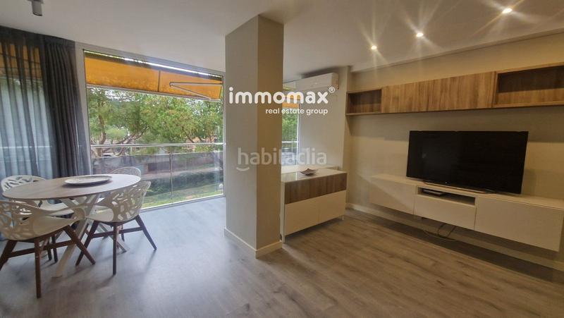 Foto 4a8c198d-2be0-4313-bd81-f2723e4fb5a7. Location appartement avec parking piscine dans Gava Mar Gavà