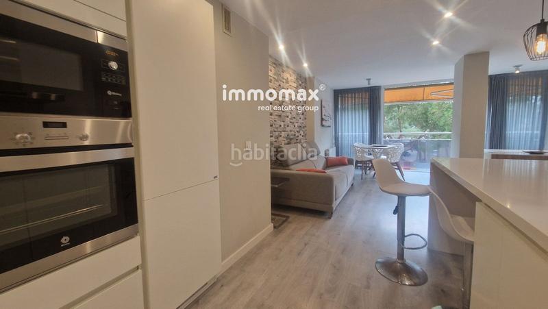 Foto 646ce4e9-b482-4e8d-9c2e-bf1968e63bad. Location appartement avec parking piscine dans Gava Mar Gavà