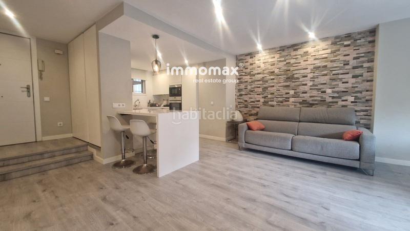 Foto f1526ff2-d655-406b-97db-72955e53fd99. Location appartement avec parking piscine dans Gava Mar Gavà