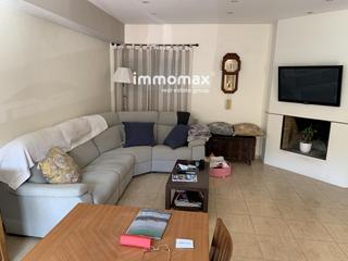 Casa adossada a Santa Eulàlia de Ronçana. Santa eulàlia de ronçana céntrica casa de pueblo en venta