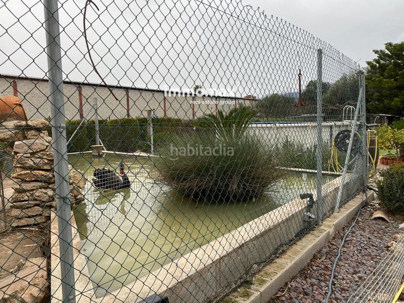 Foto da963959-593d-4e31-91c7-601612e4a0e1. Xalet amb calefacció aparcament piscina a Centre Tortosa