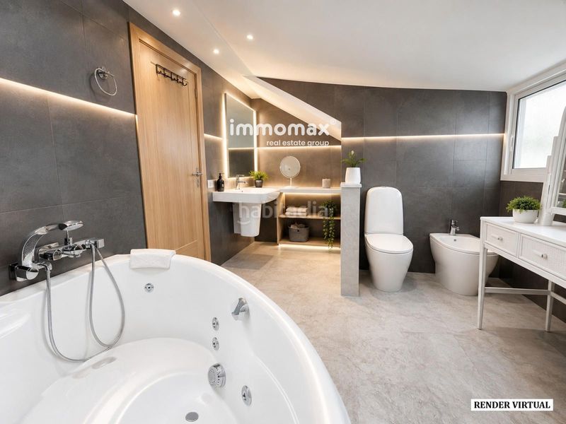 Foto bb30f636-a41c-4cfb-a9d7-ea23389bec1e. Casa adossada amb aparcament a Montmar Castelldefels