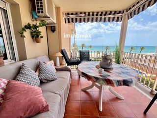 Flat in Segur Platja. Primera línea de mar con terraza y piscina vive el mediterráneo