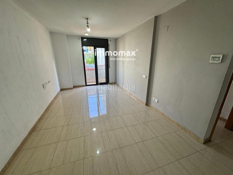 Foto 3b26233b-ac47-4db2-b7f2-5d6d05f76a5a. Piso  en venta en el barrio de la vila en Martorell