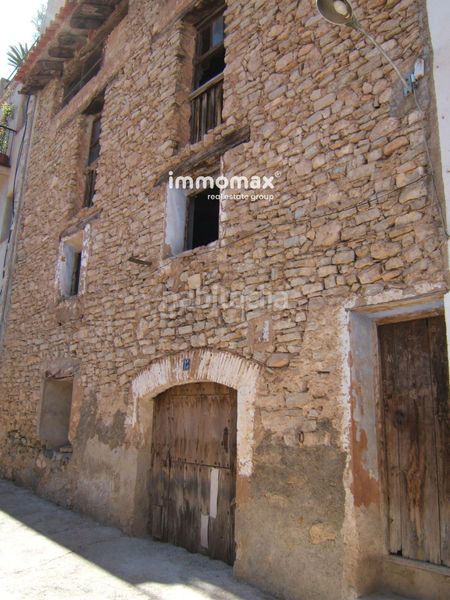 Foto 52eb3765-f83d-4911-8841-5a44efa68b84. Casa amb aparcament a Paüls