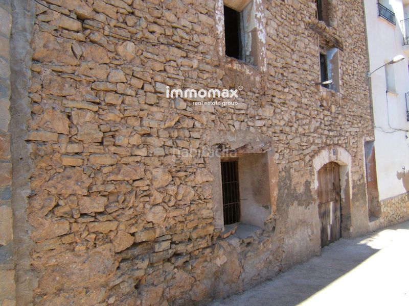 Foto 5a142d9f-1709-4176-bf4f-0875bc4dcd7a. Casa amb aparcament a Paüls