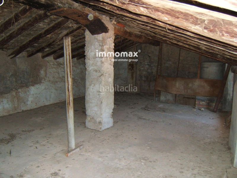Foto a375bddc-efe2-45a7-a8ed-166aa250c844. Casa amb aparcament a Paüls