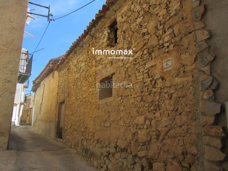 Foto f1514b1d-796c-4e58-b824-db8210009a60. Casa amb aparcament a Paüls