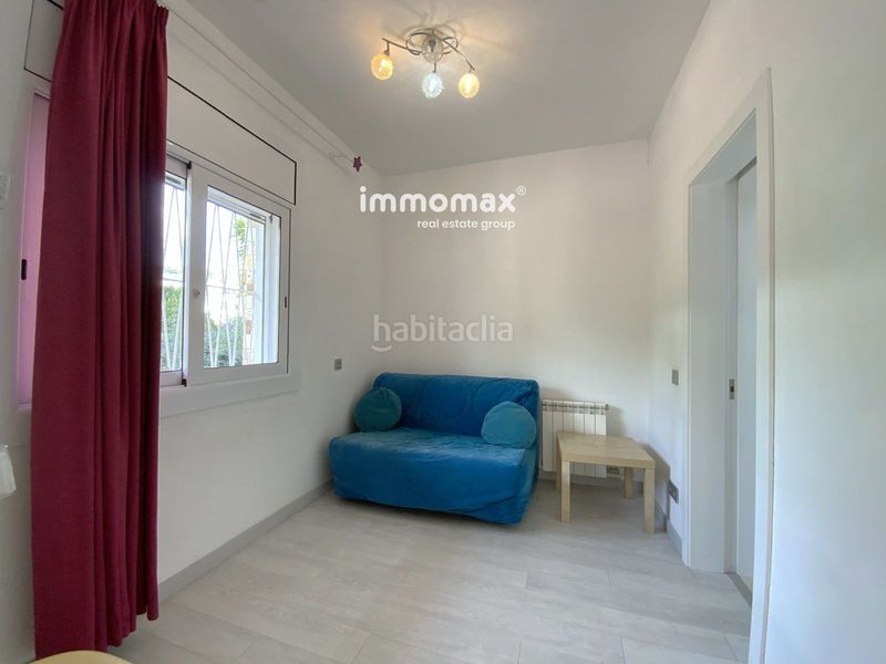 Foto 2a50df5d-e44c-4867-84bb-6dee8d5e2a93. Casa amb aparcament piscina a Montmar Castelldefels