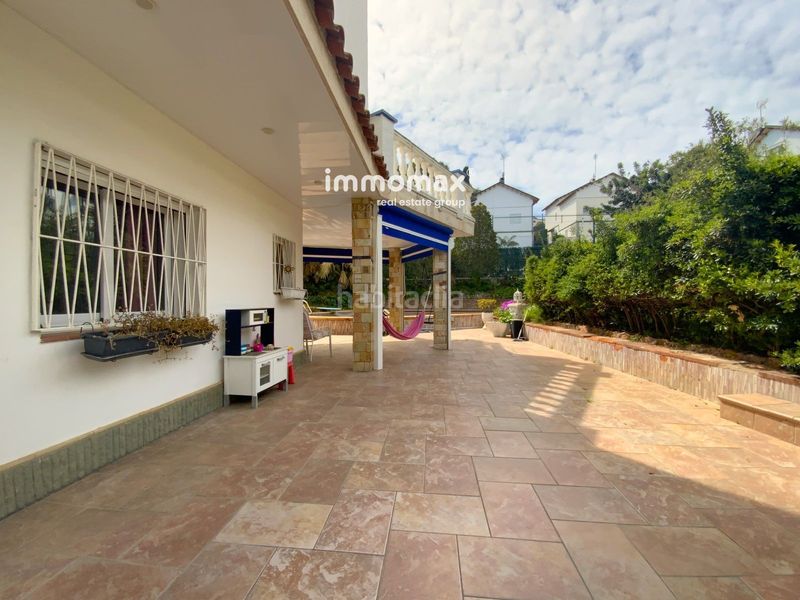 Foto 68f53569-5536-4585-beb1-0a4b6949c83c. Casa amb aparcament piscina a Montmar Castelldefels