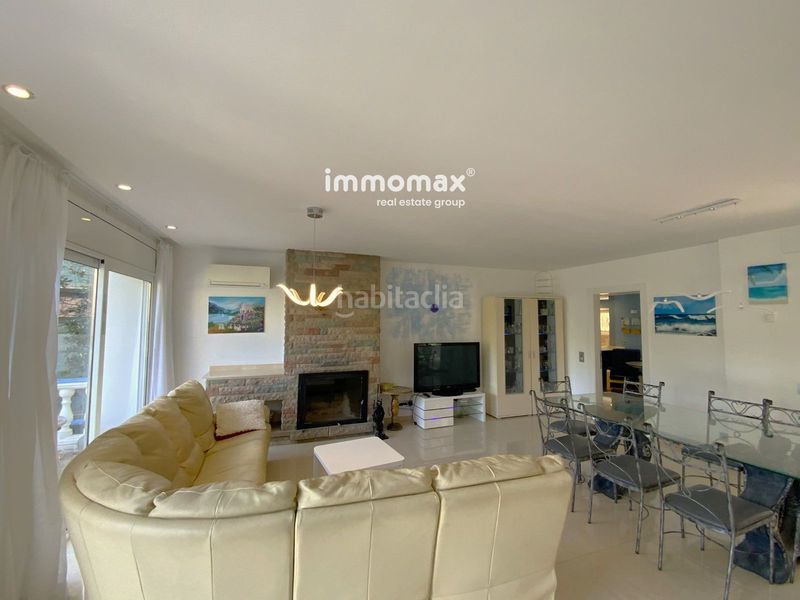Foto 8305d81c-d6e8-456c-9601-ee8f3bcdf8f0. Casa amb aparcament piscina a Montmar Castelldefels