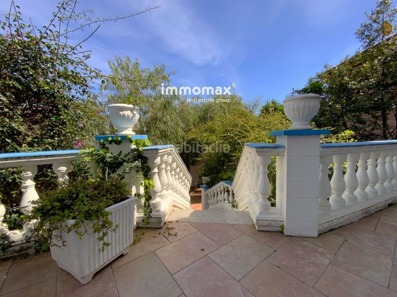Foto a4e5c004-a4e4-4397-8fba-4ad3ec012598. Casa amb aparcament piscina a Montmar Castelldefels