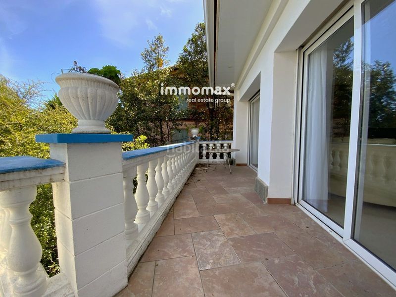 Foto daa9d12d-382d-431f-b1b6-b0dd3d37d4a6. Casa amb aparcament piscina a Montmar Castelldefels