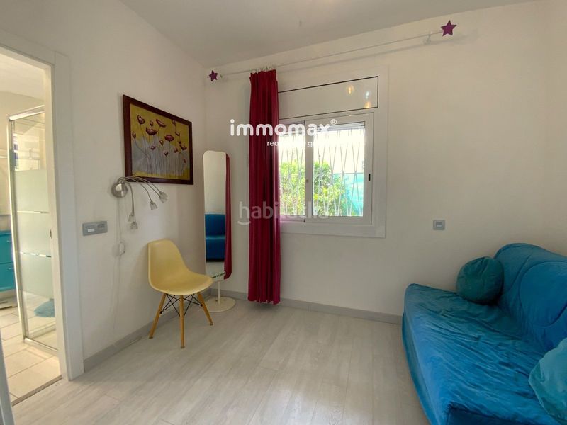 Foto e40eaf42-5c94-4e7d-83b6-757a650a50ad. Casa amb aparcament piscina a Montmar Castelldefels