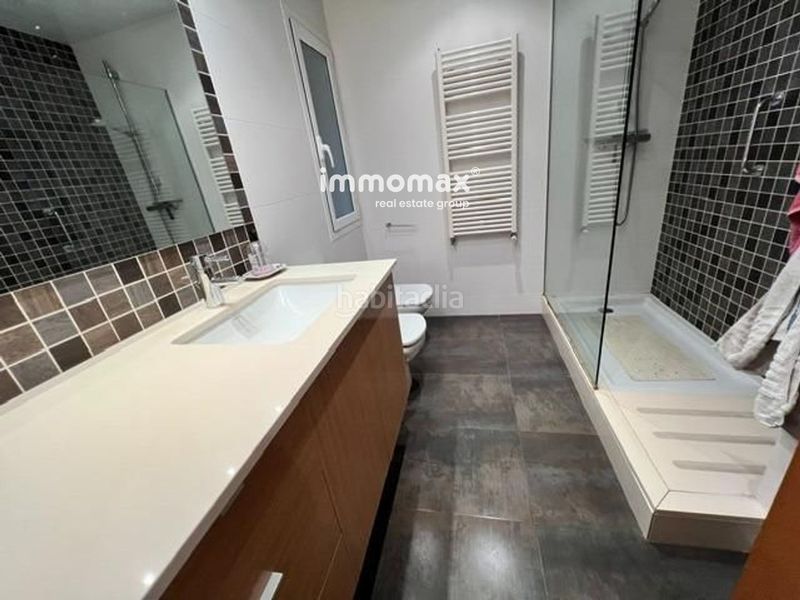Foto b1a90167-75a0-42f1-9392-e64b456ce3d9. Pis a Centre Cornellà de Llobregat