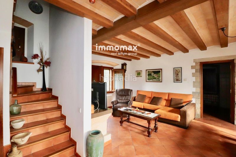 Foto f5c24eb9-062d-4a0a-85f7-c6a011a80db1. Casa amb aparcament a Gualba