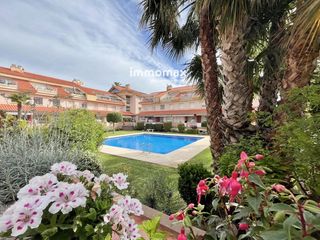 Maison jumelée à Les Salines-Pla de Sant Pere. Casa adosada esquinera reformada junto a la playa con gran jardí