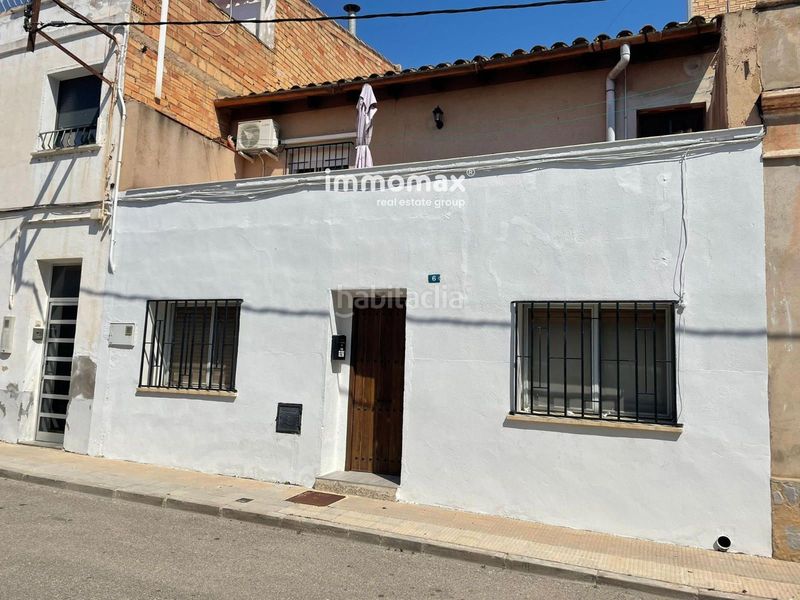 Foto 02abebbc-6fdd-427b-89b2-38619d369cd1. Casa amb calefacció a Roquetes