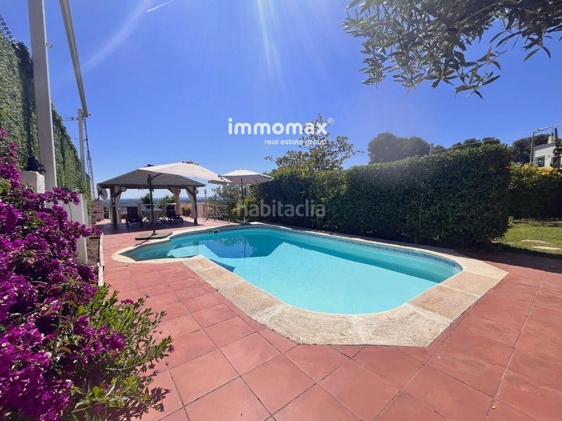 Foto 12a1c84c-c1c9-4d14-a727-8048f81c7de9. Casa amb aparcament piscina a Montmar Castelldefels
