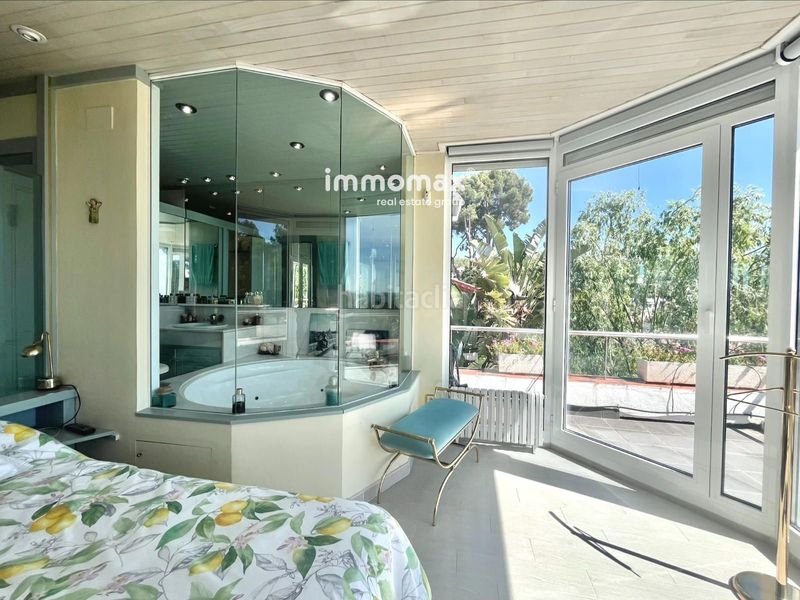 Foto 550871aa-a46b-41be-a2c6-3b619d02cd59. Casa amb aparcament piscina a Montmar Castelldefels
