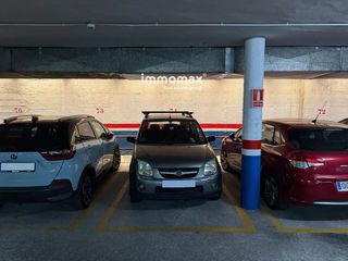 Aparcament cotxe a Romans