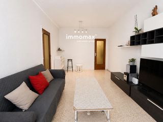 Piso en Castell-Poble Vell. Vivienda de 3 habitaciones con ascensor y parking en castelldefe