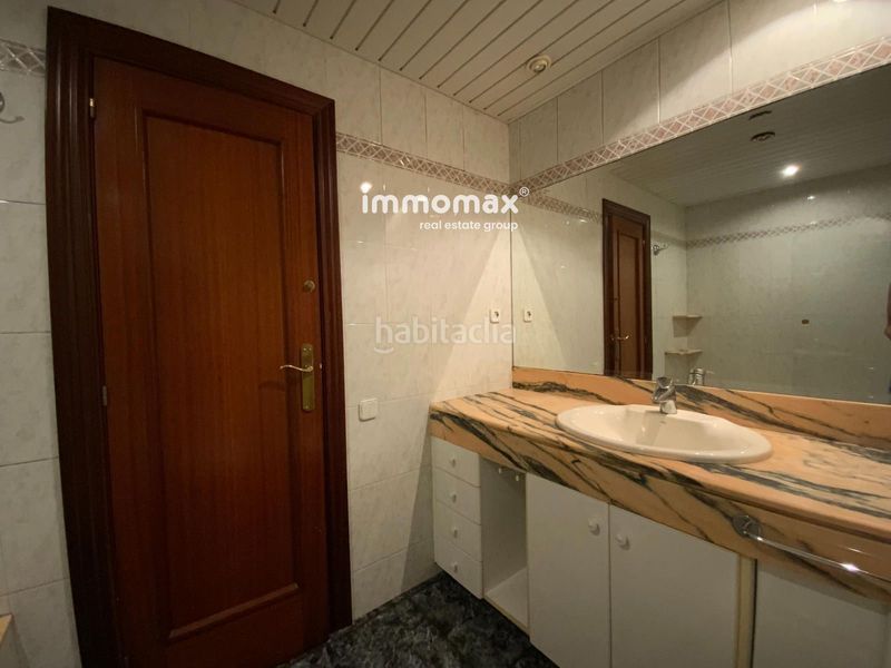 Foto a89340de-d609-4955-9b64-3e4a288cbed6. Pis amb aparcament piscina a Centre Castelldefels