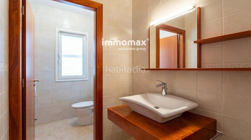 Foto 467b0738-6603-401f-aba7-75959e3f3a8c. Chalet  independiente en Castellarnau Sabadell