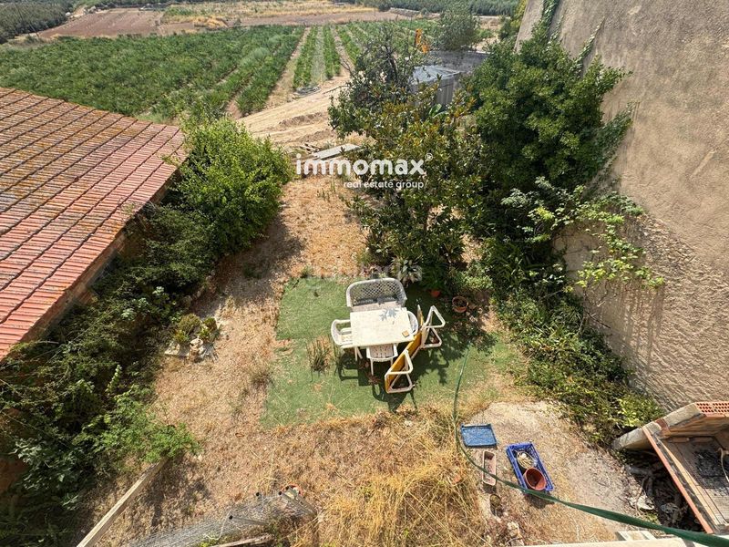 Foto 124f3440-808c-4f0a-a097-9c6df8e94a63. Casa adossada amb calefacció a Milà (El)
