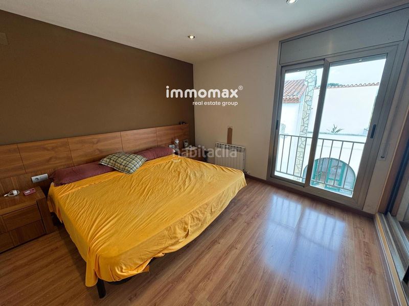 Foto 71639724-3d1f-4b65-a87a-b5c0e022ac1b. Casa adossada amb calefacció a Milà (El)