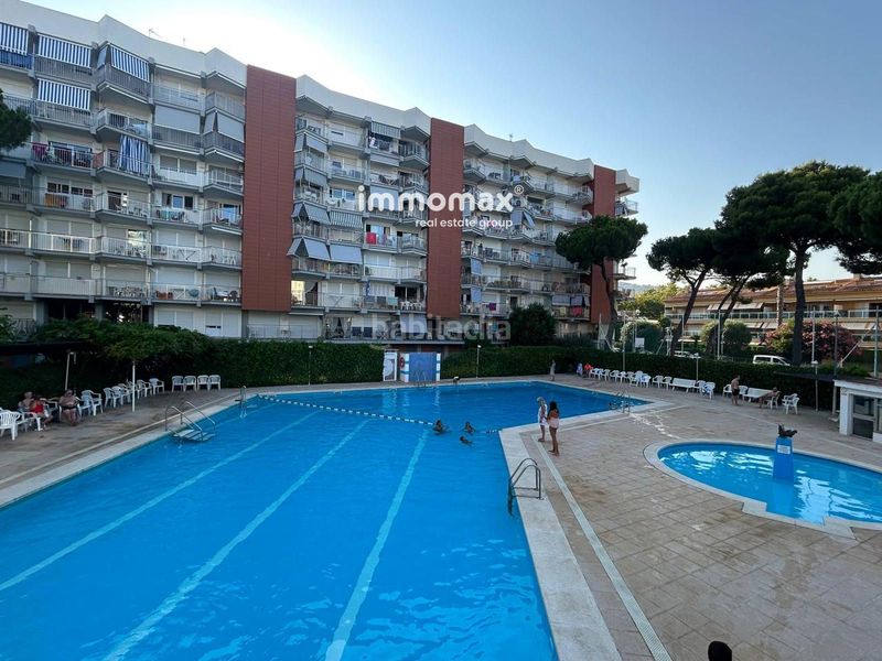 Foto cb3f73d8-9d43-47ac-9150-52e41d131cc8. Pis amb piscina a Fenals Platja d´Aro