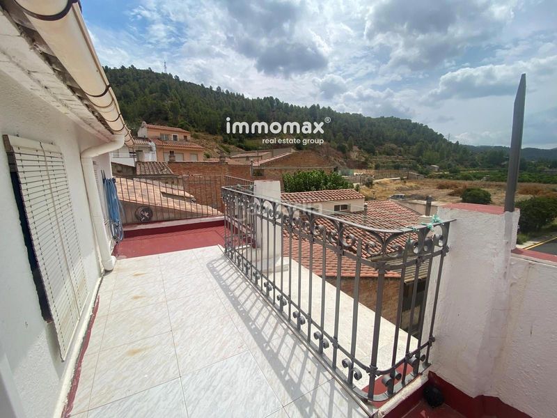 Foto 5681deb2-66b7-419d-a920-20898dc7a001. Casa amb calefacció aparcament a Benifallet