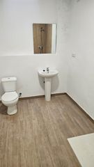 Local Comercial a Cardenal Benlloch