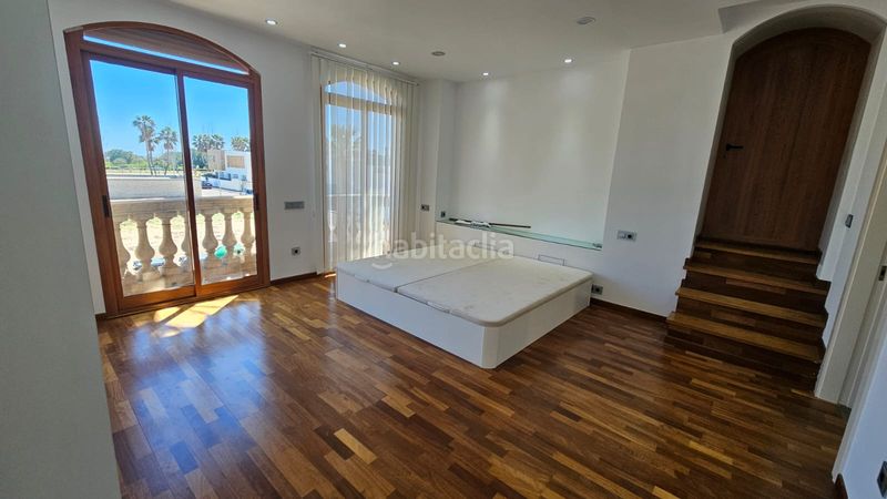 Foto 52d86bae-f165-4bf2-a6b5-b01e7789e1b6. Casa amb calefacció aparcament piscina a Albalat dels Sorells