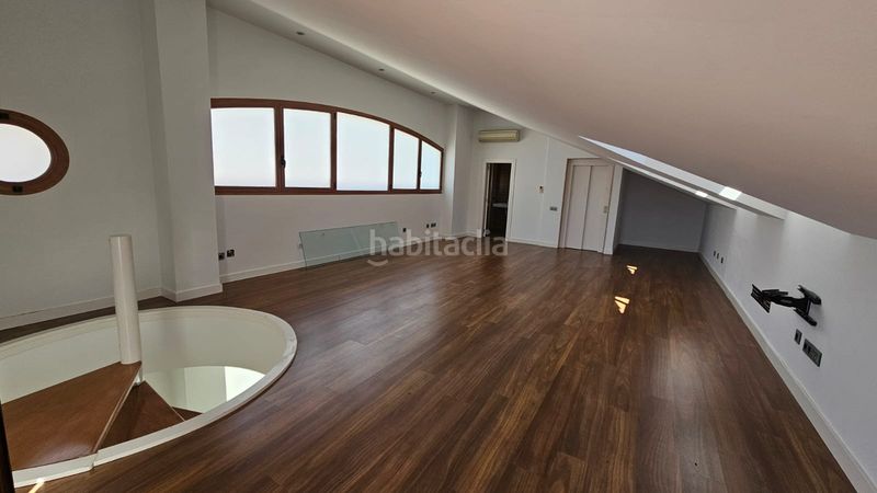 Foto 950c6849-3611-47d7-a227-4baa5c046243. Casa amb calefacció aparcament piscina a Albalat dels Sorells