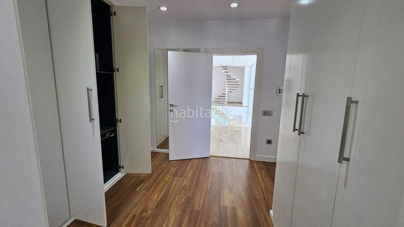 Foto b026652b-dbb1-4fdd-8b1a-03635dd8fce4. Casa amb calefacció aparcament piscina a Albalat dels Sorells