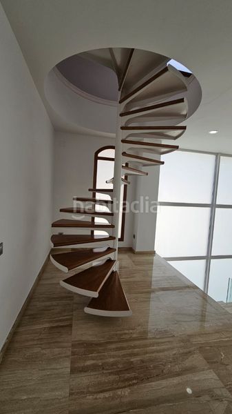 Foto dc754f73-40e4-41a6-aaa5-e7f3c338c78f. Casa amb calefacció aparcament piscina a Albalat dels Sorells