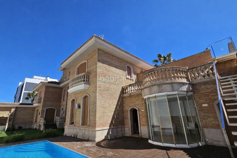 Foto e6e6dc83-afae-44ac-ad3a-911e788cd119. Casa amb calefacció aparcament piscina a Albalat dels Sorells