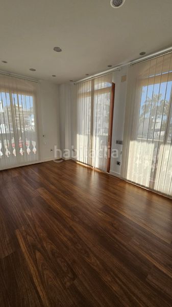 Foto ed9f20ad-de75-4d0d-bf89-a78590a7eff9. Casa amb calefacció aparcament piscina a Albalat dels Sorells