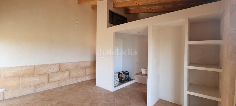 Foto fe6bb99c-fbb4-4751-a7c4-c6f1bebd4abb. Masia a Campos