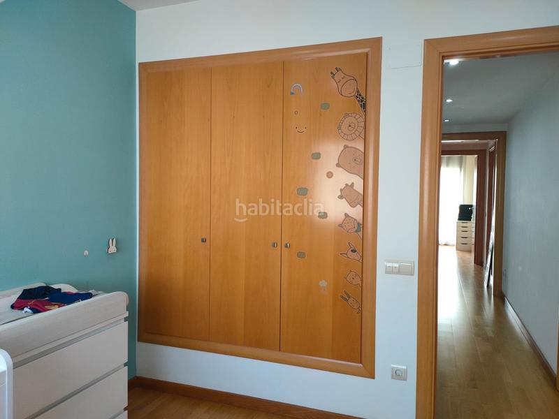 Foto 165ce68f-f9f4-48fa-9802-a2f394c2bd1f. Maison jumelée avec cheminée chauffage parking dans Sils