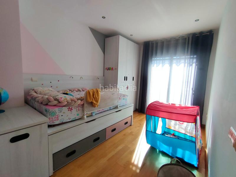 Foto e24b045f-b87a-4a22-a274-22d556cadac8. Maison jumelée avec cheminée chauffage parking dans Sils