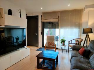 Pis  Carrer de les llevadores. Piso de 4 hab. y dos baños en zona  mas maso-hospital de salt